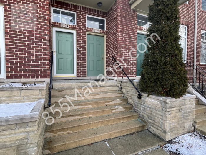 1426 Crimson Way - Photo 2 of 28