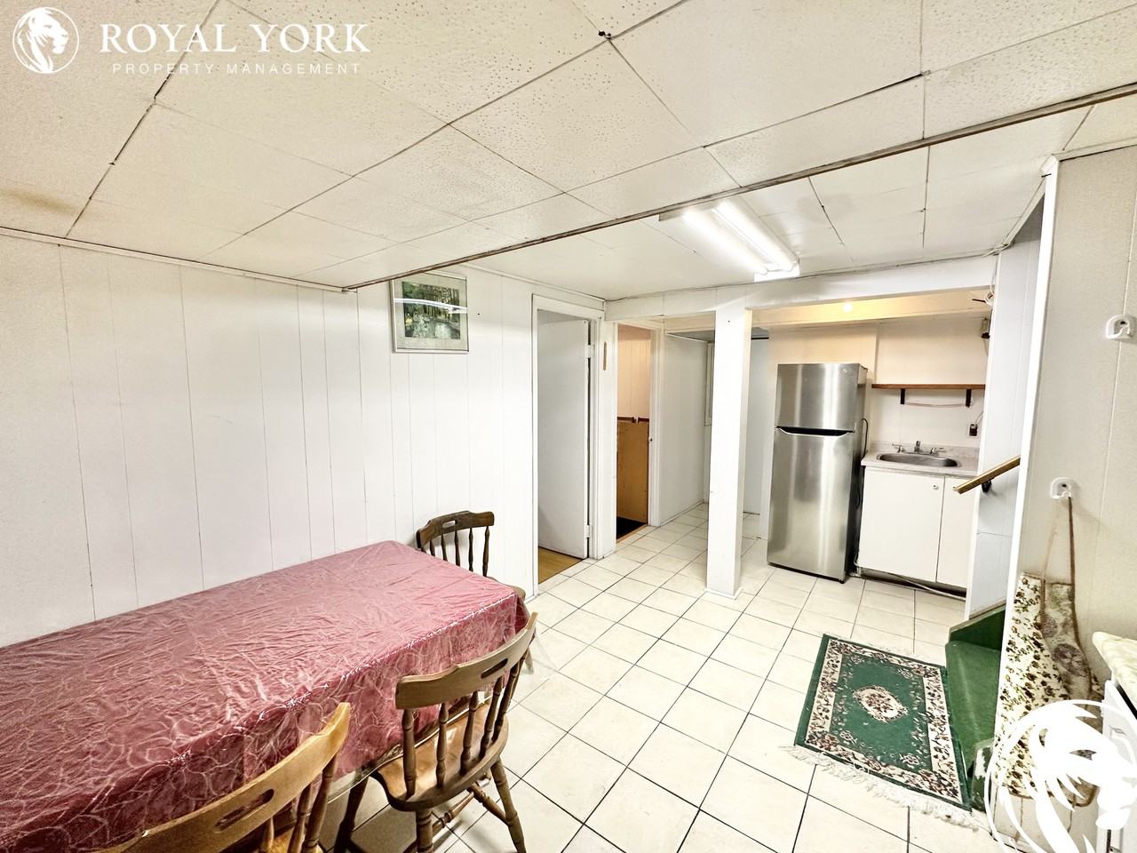 222 Warfield Drive, North York, Ontario M2J 3S3 Apartments 22