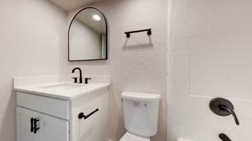 featured image of 706 N Ewing Ave