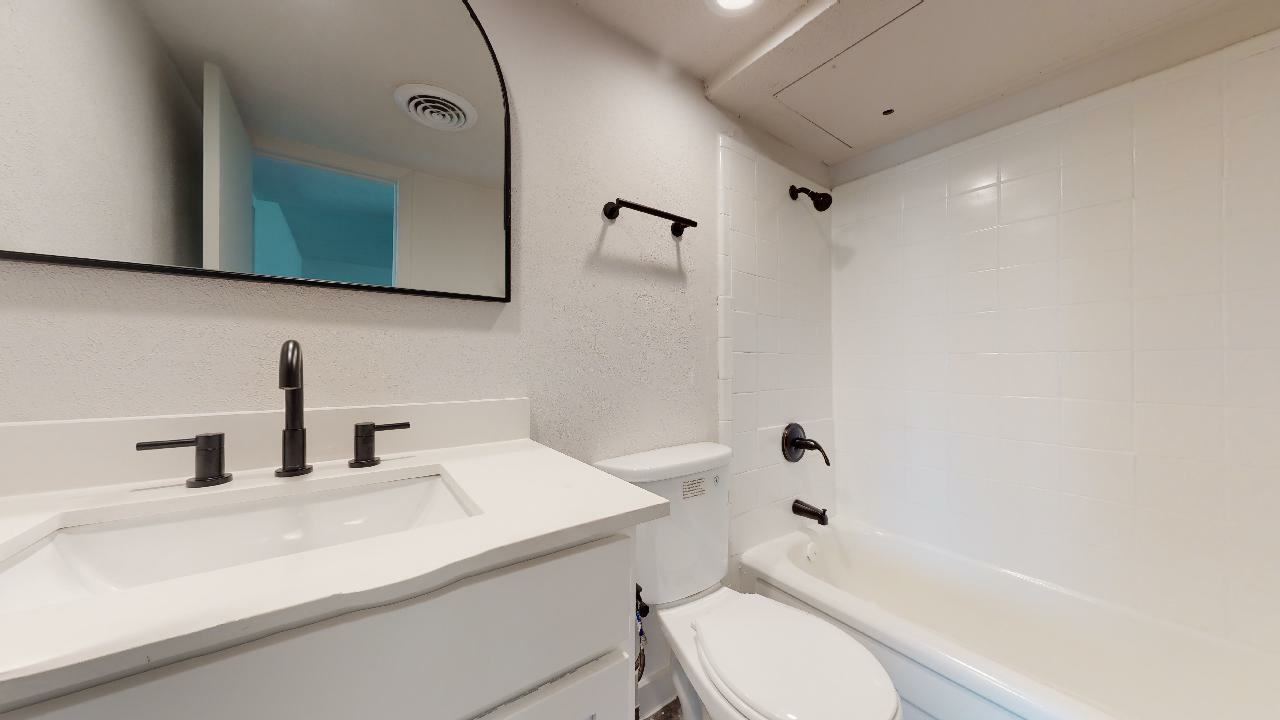 Pavilion at Bishop Ridge - Photo 5 of 36