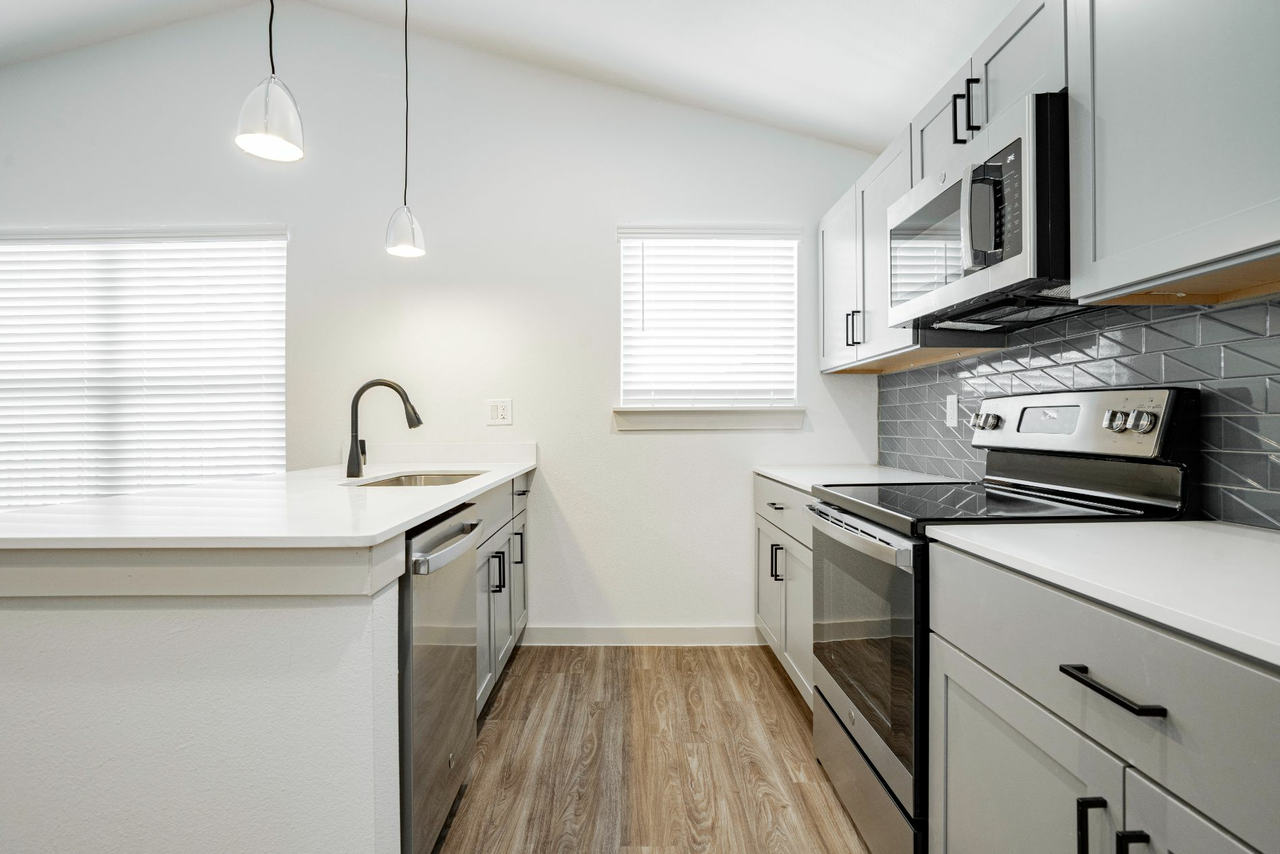 Parkside Green at Bishop Ridge - Photo 7 of 22