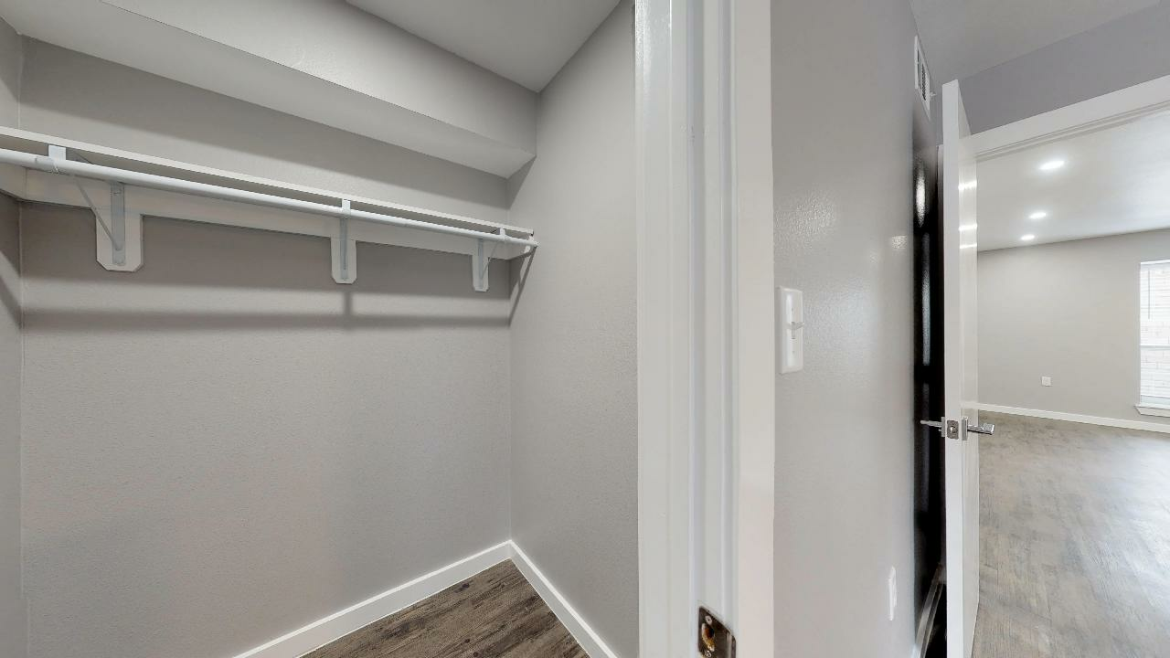 Junius Place Apartments - Photo 3 of 23