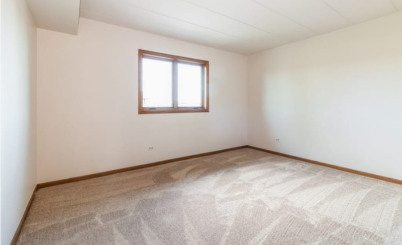 15702 S Sunset Ridge Ct - Photo 2 of 3