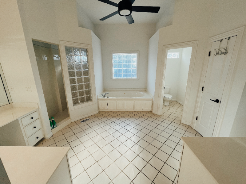 809 Coggin Pass - Photo 4 of 7