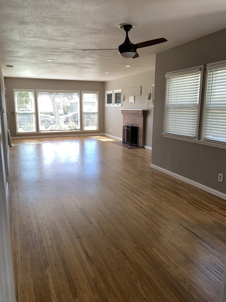 705 W Roderick Ave - Photo 3 of 7