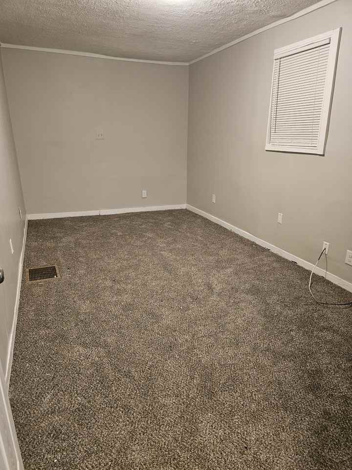 3242 W Jefferson St - Photo 6 of 18