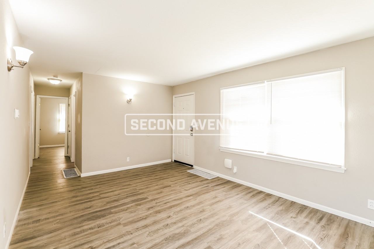 7429 College Ave - Photo 2 of 11