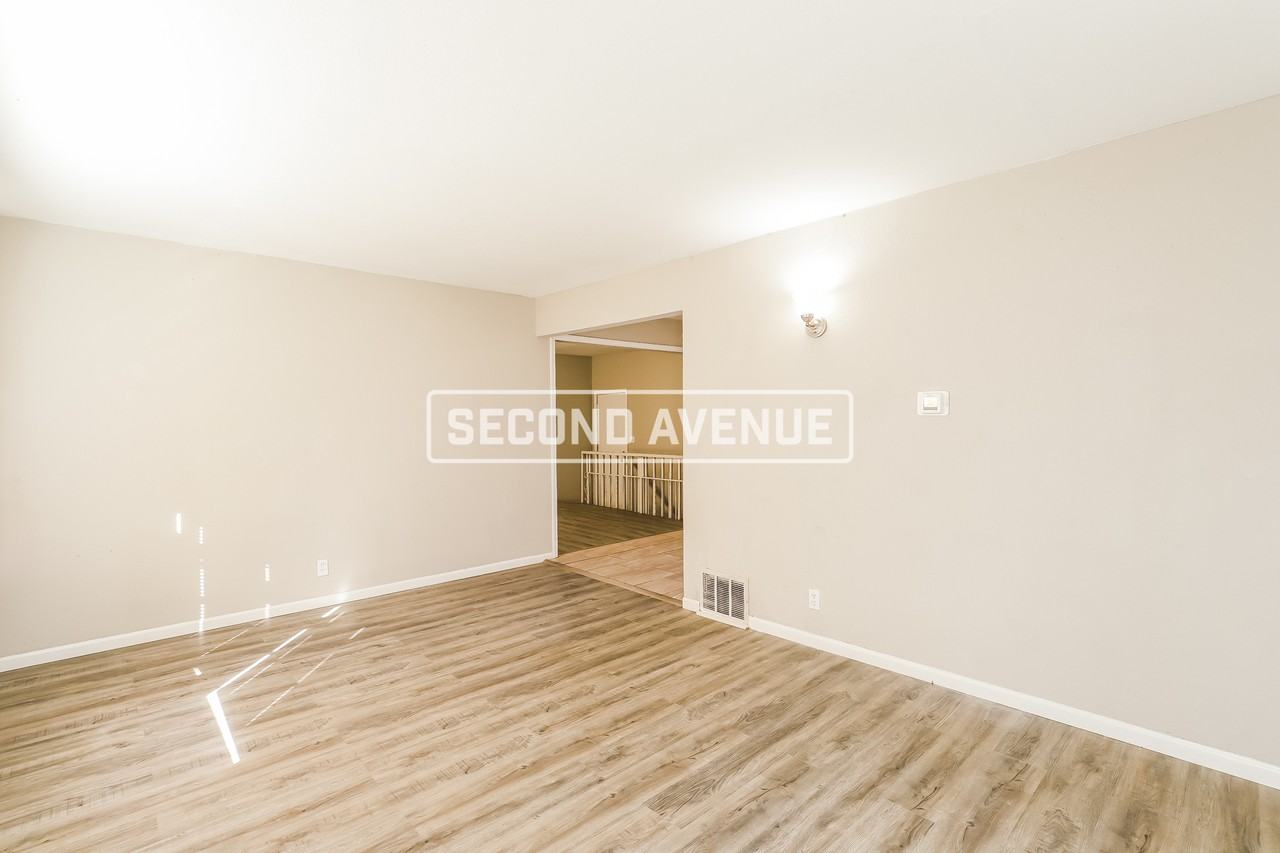 7429 College Ave - Photo 3 of 11
