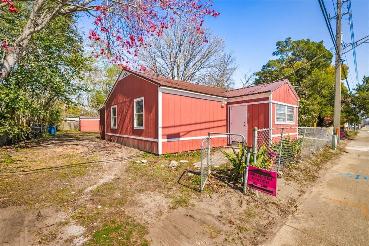 525 New Berlin Rd #NA - Photo 2 of 20
