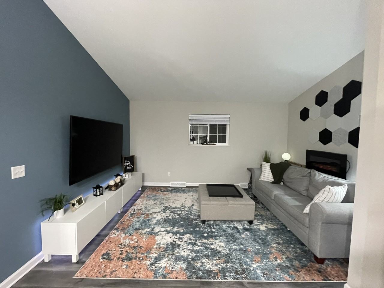 3576 Ridgeway Ave, Madison, WI 53704 3 Bedroom Apartment for 2,095