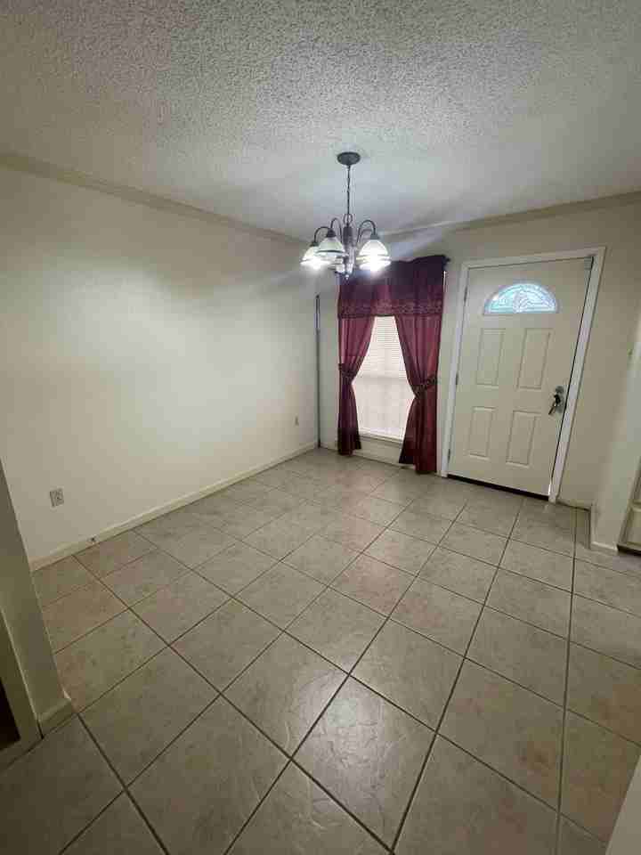 9833 Siegen Ln #9833 - Photo 6 of 32