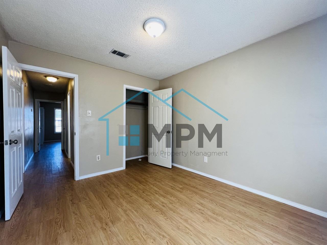 144 Jennifer Ln #14 - Photo 5 of 9