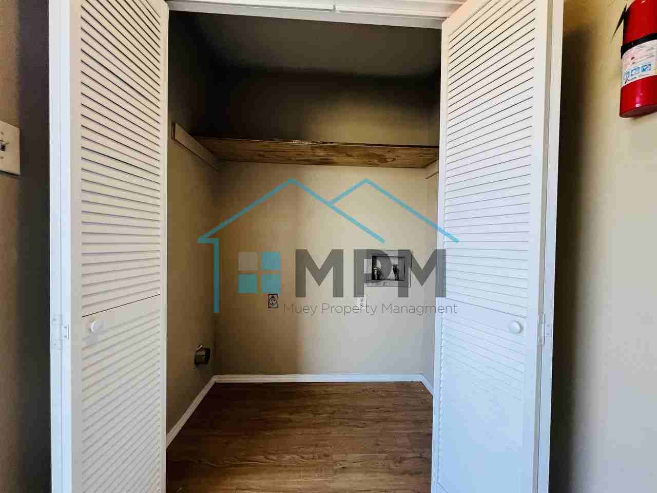 144 Jennifer Ln #14 - Photo 6 of 9