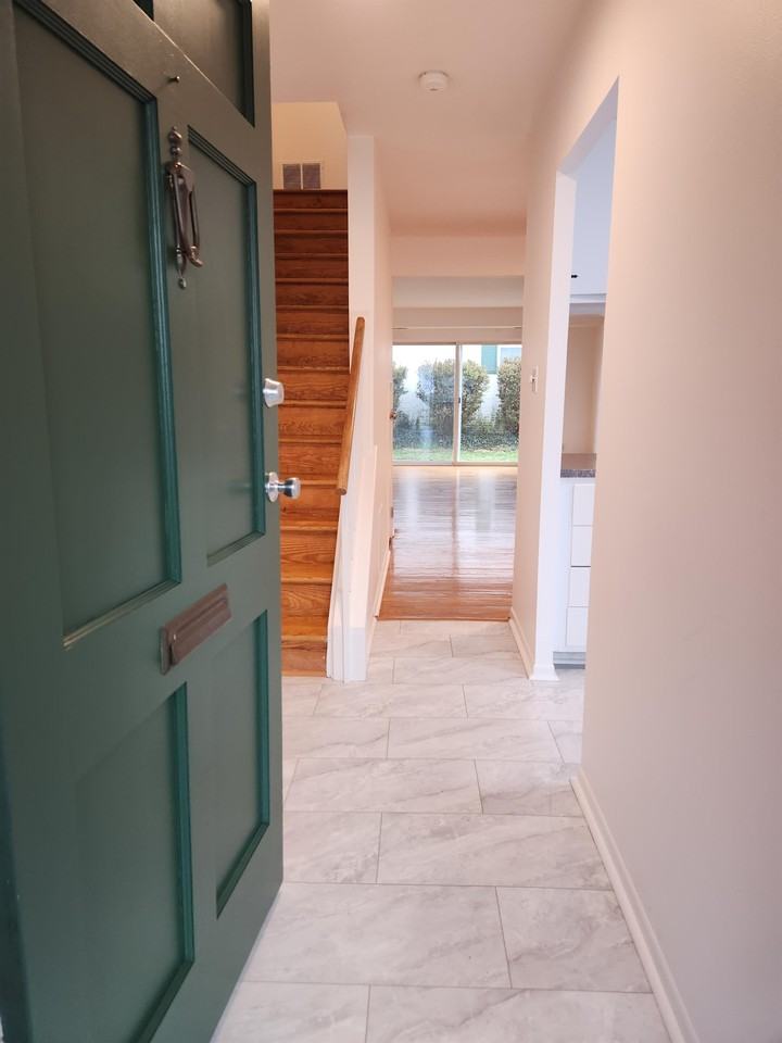 143 Peyton St - Photo 3 of 50