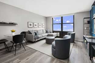 Apartments for Rent in Chicago, IL - 12,571 Condos & Other Rentals | Zumper