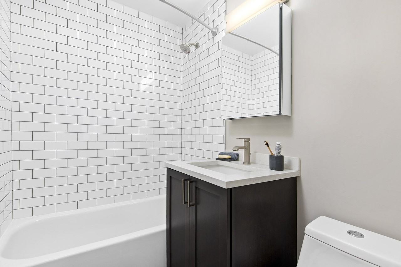 Reside on Barry - Photo 7 of 24