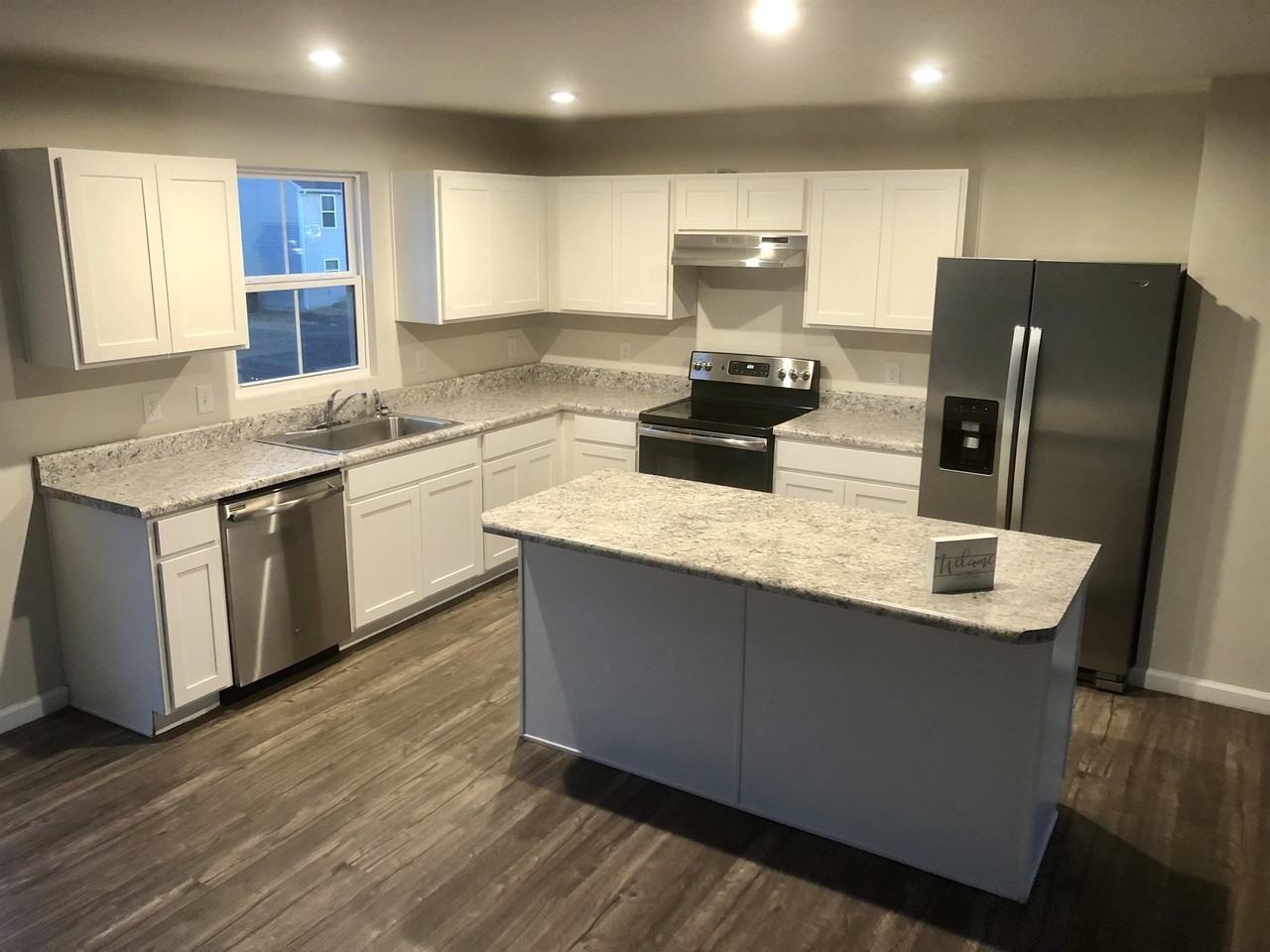 8 Torrington Dr #1 - Photo 2 of 22
