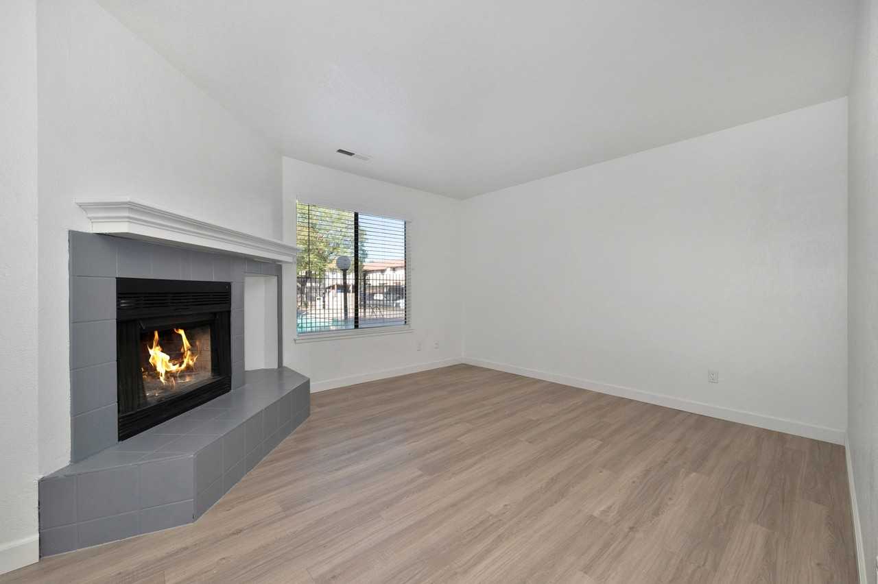 Townhomes at 201 - Photo 7 of 40