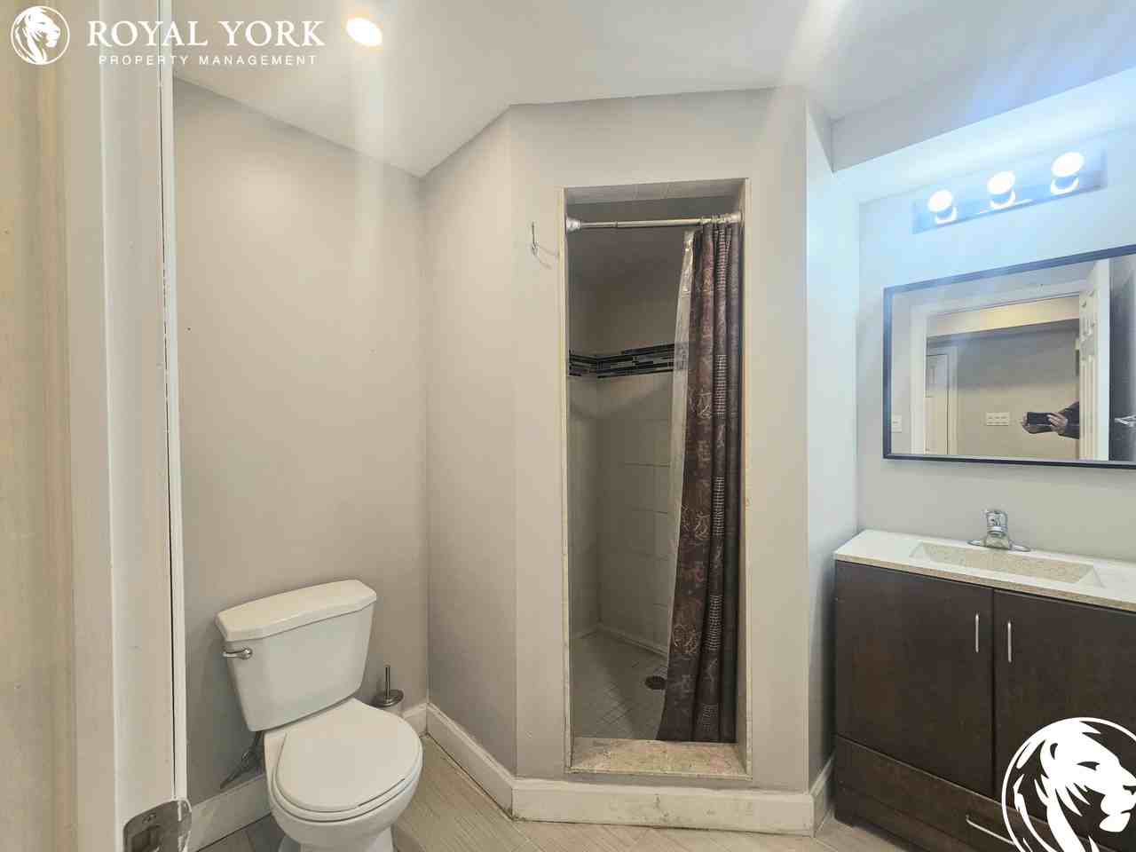 2-85 Sutherland Avenue, Bradford West Gwillimbury, Ontario L3Z 4H4 - Photo 3 of 12