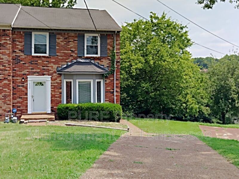 840 Woodcraft Dr - Photo 2 of 30