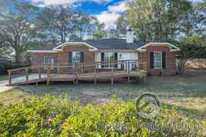 featured image of 109 Rambling Way