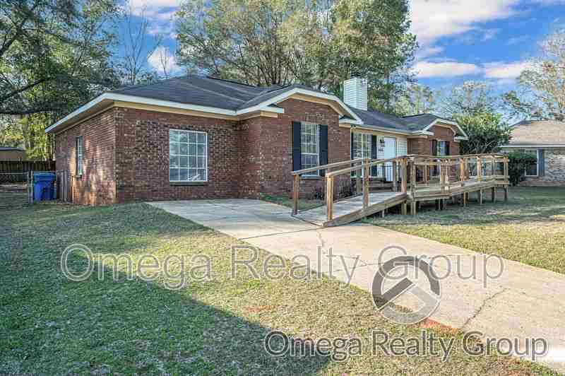 109 Rambling Way - Photo 2 of 34