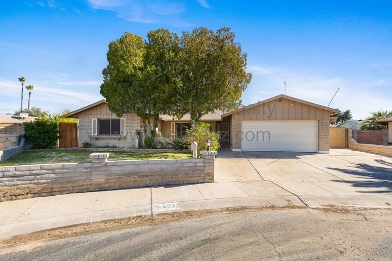 5513 W Waltann Ln - Photo 2 of 35