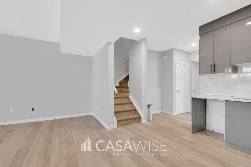 4305 (Bsmt)Street #BS - Photo 3 of 13