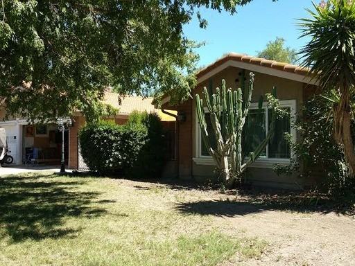 40400 Chaparral Dr - Photo 2 of 9