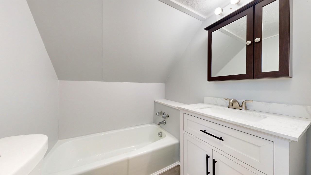 78 School Street - Photo 3 of 16