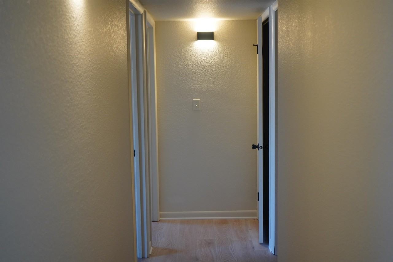 2445 Fairfield Avenue - Photo 3 of 10