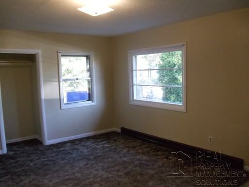 5307 SE 108th Ave - Photo 3 of 10