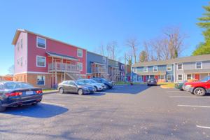 featured image of 209 203, 205, 209 Tee St