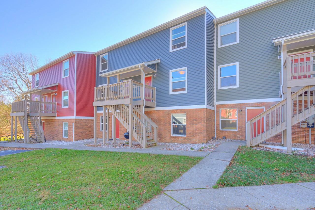 203-209 Tee Street - Photo 4 of 50