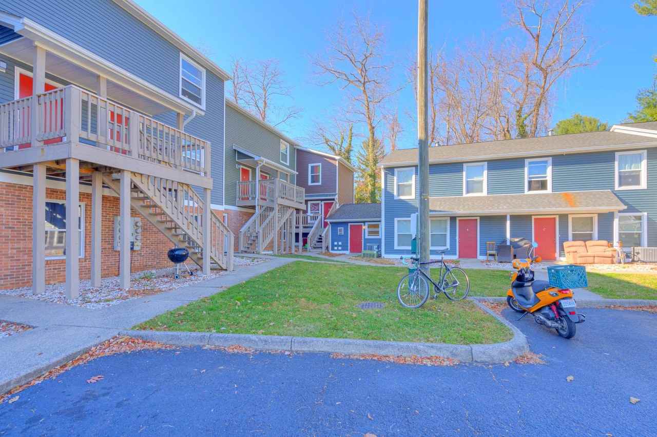 203-209 Tee Street - Photo 6 of 50