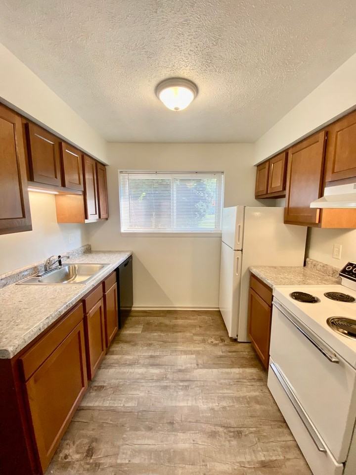 Ambassador South - Photo 4 of 21