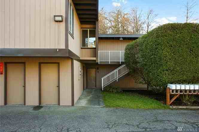 2300 Taylor Ave - Photo 4 of 24