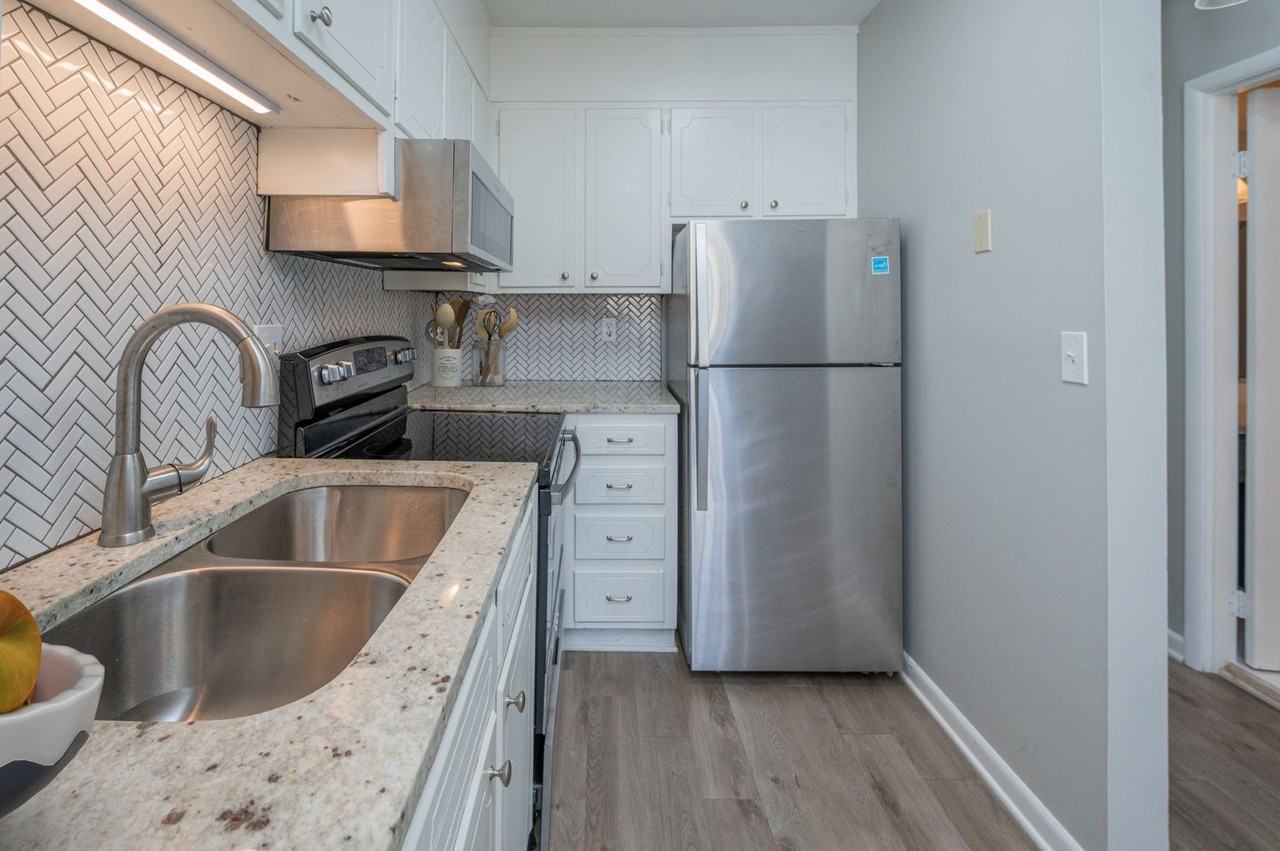 Highland Cliffs - Photo 2 of 50