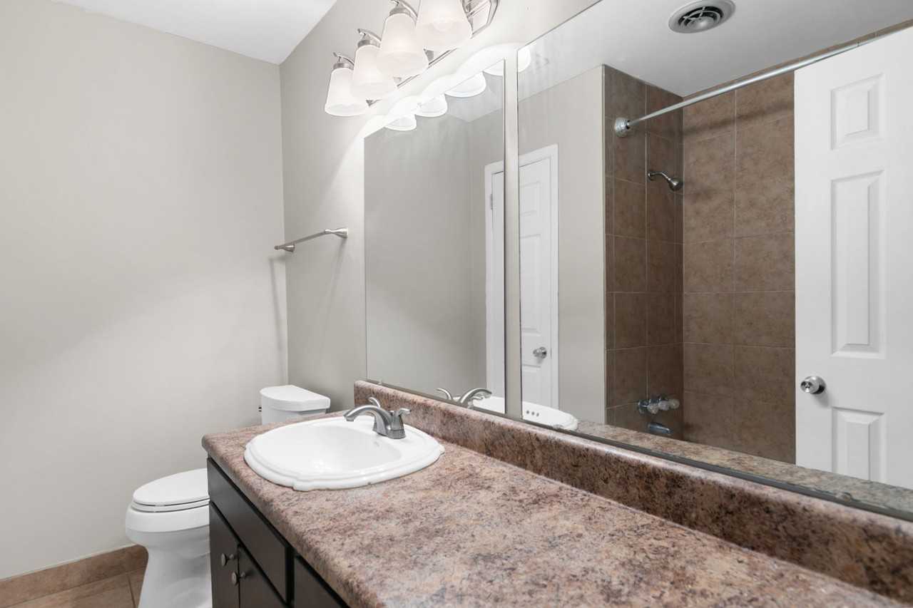 Mont Rouge - Photo 3 of 9