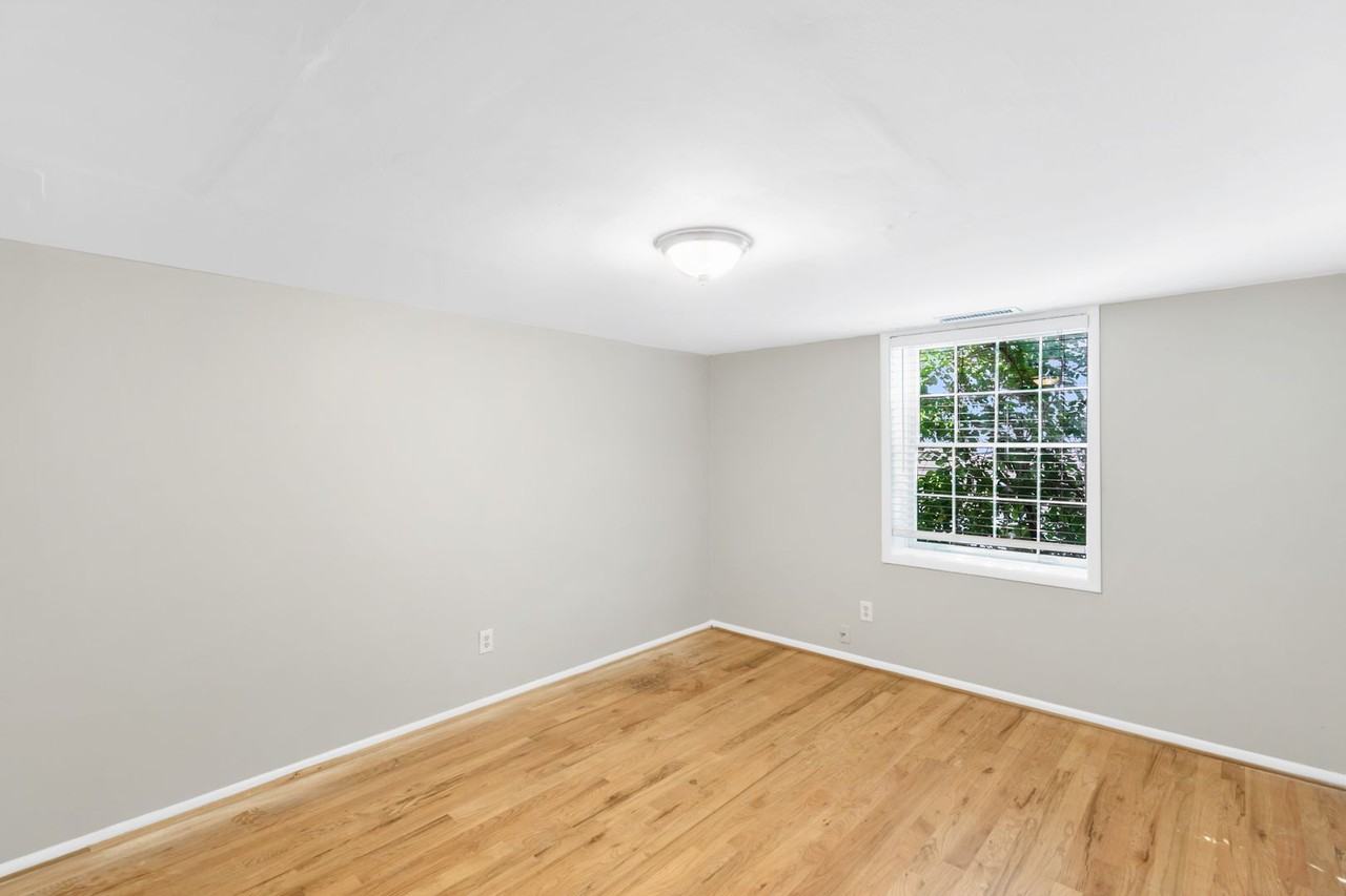 Mont Rouge - Photo 7 of 9