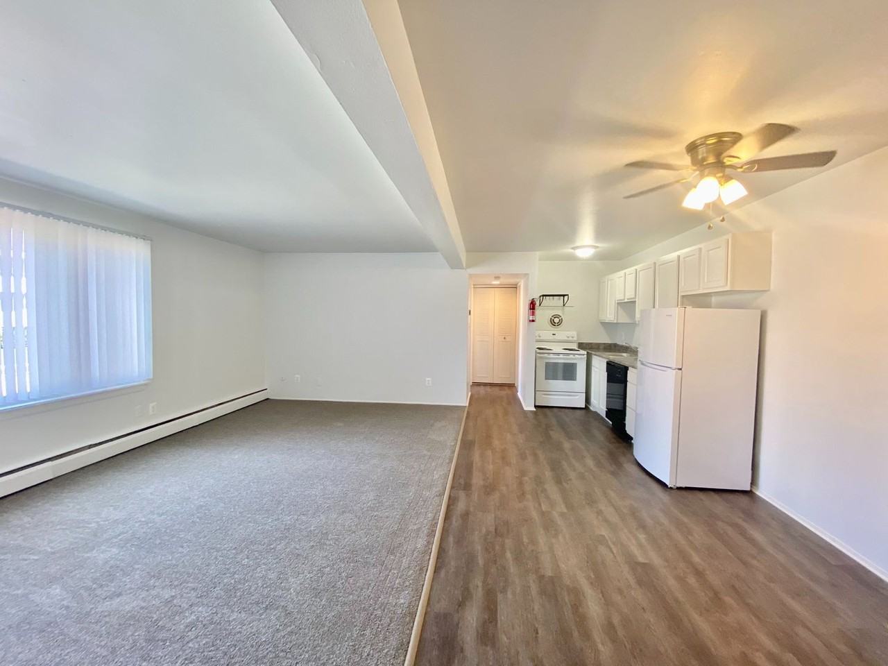 509 Washtenaw - Photo 4 of 29