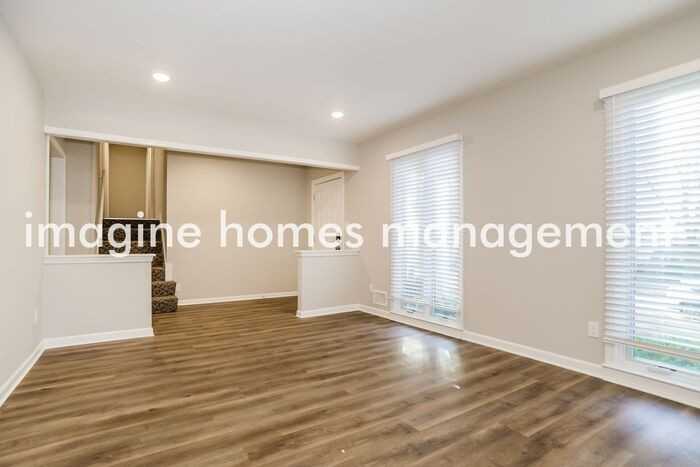 11230 W 99th Pl - Photo 3 of 16