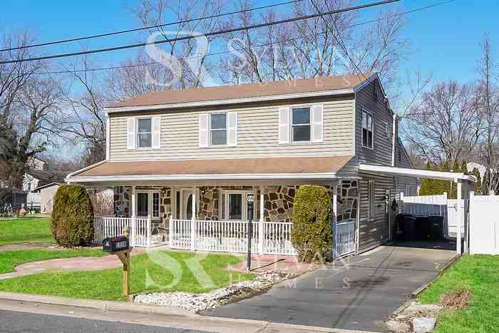 1528 Robinson Ave - Photo 3 of 16