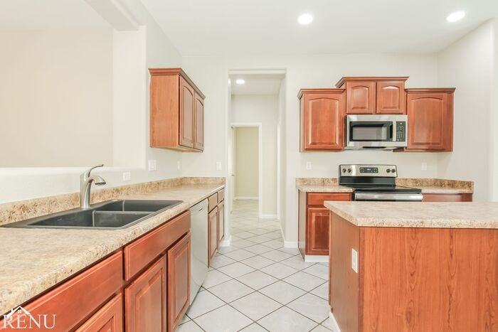5324 W Carson Rd - Photo 3 of 17