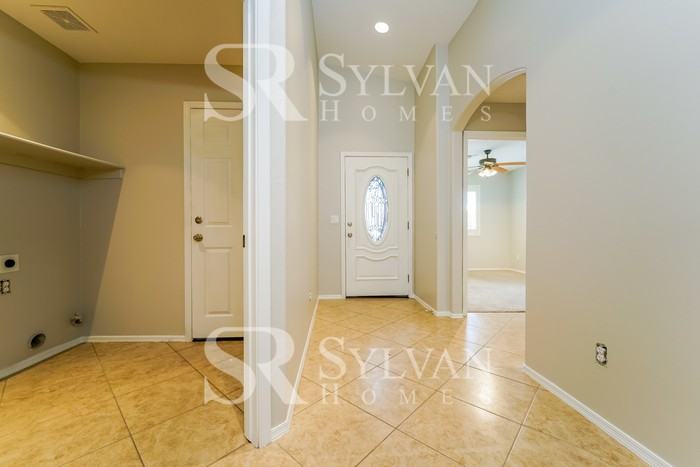 35 W James L Sullivan St - Photo 3 of 16