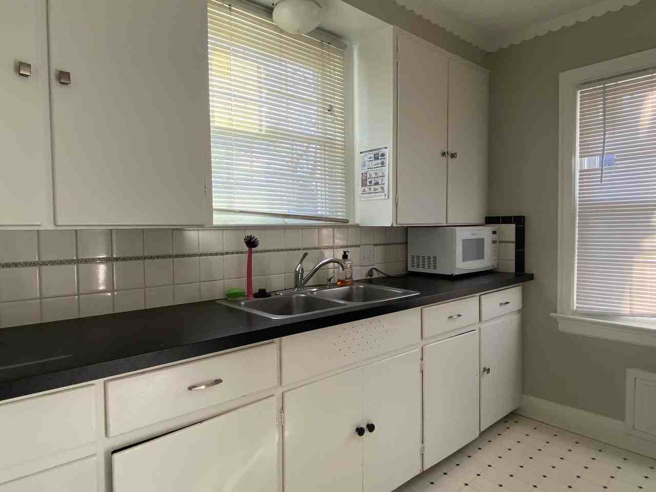 1611 Ferndale Pl #1 - Photo 7 of 29