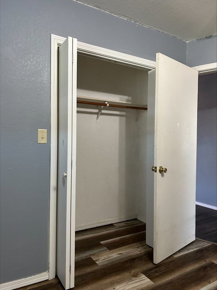 203 E Butler Rd #203 - Photo 3 of 9