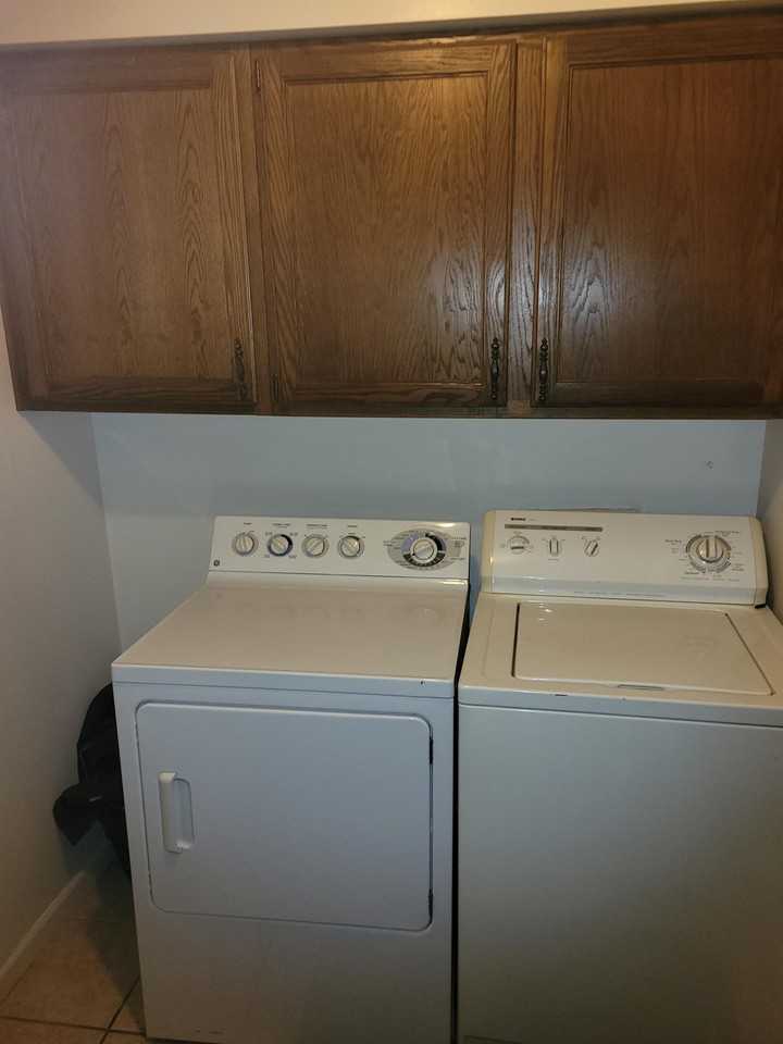 1605 Adams St #1 - Photo 5 of 8