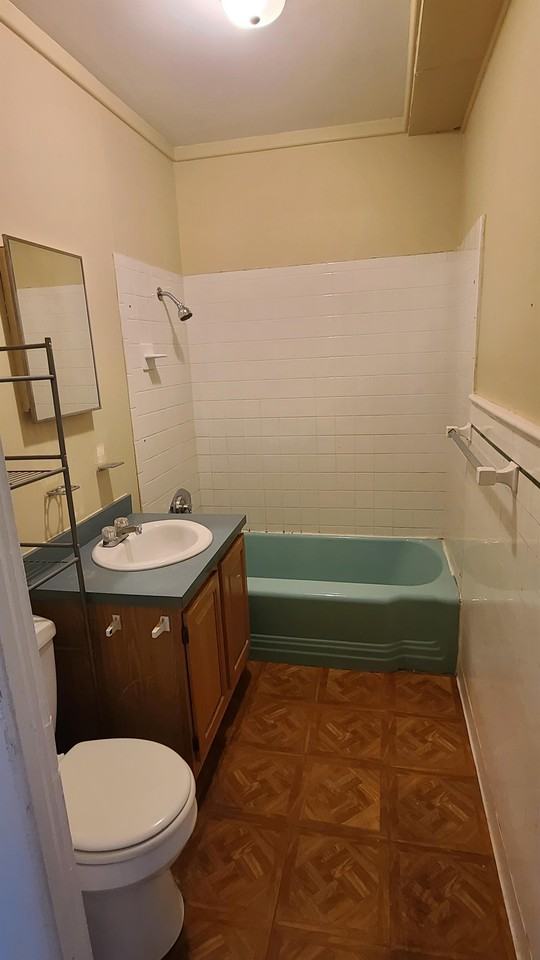 215 215 West Elm StUnit 6 #6 - Photo 6 of 9