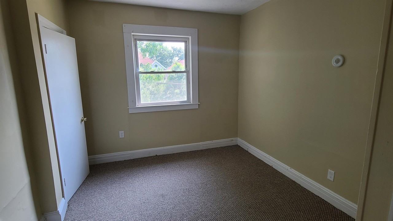 215 215 West Elm StUnit 6 #6 - Photo 2 of 9